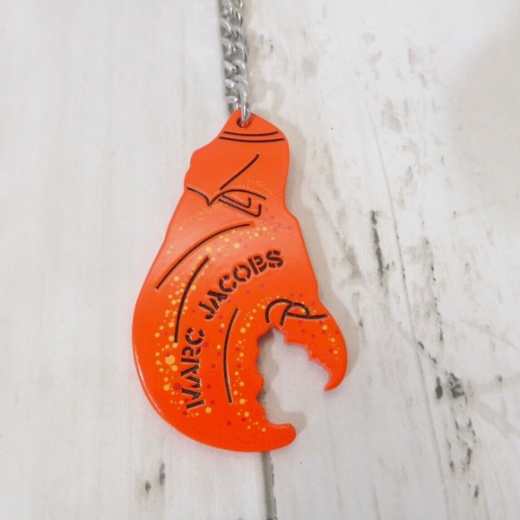 NWT Marc Jacobs Lobster Claw Bottle Opener Keychain Key Ring - Picture 1 of 2